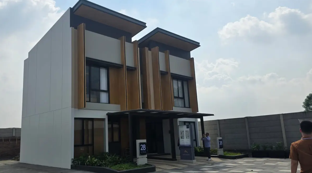 Perbandingan Asthara Skyfront dan BSD City